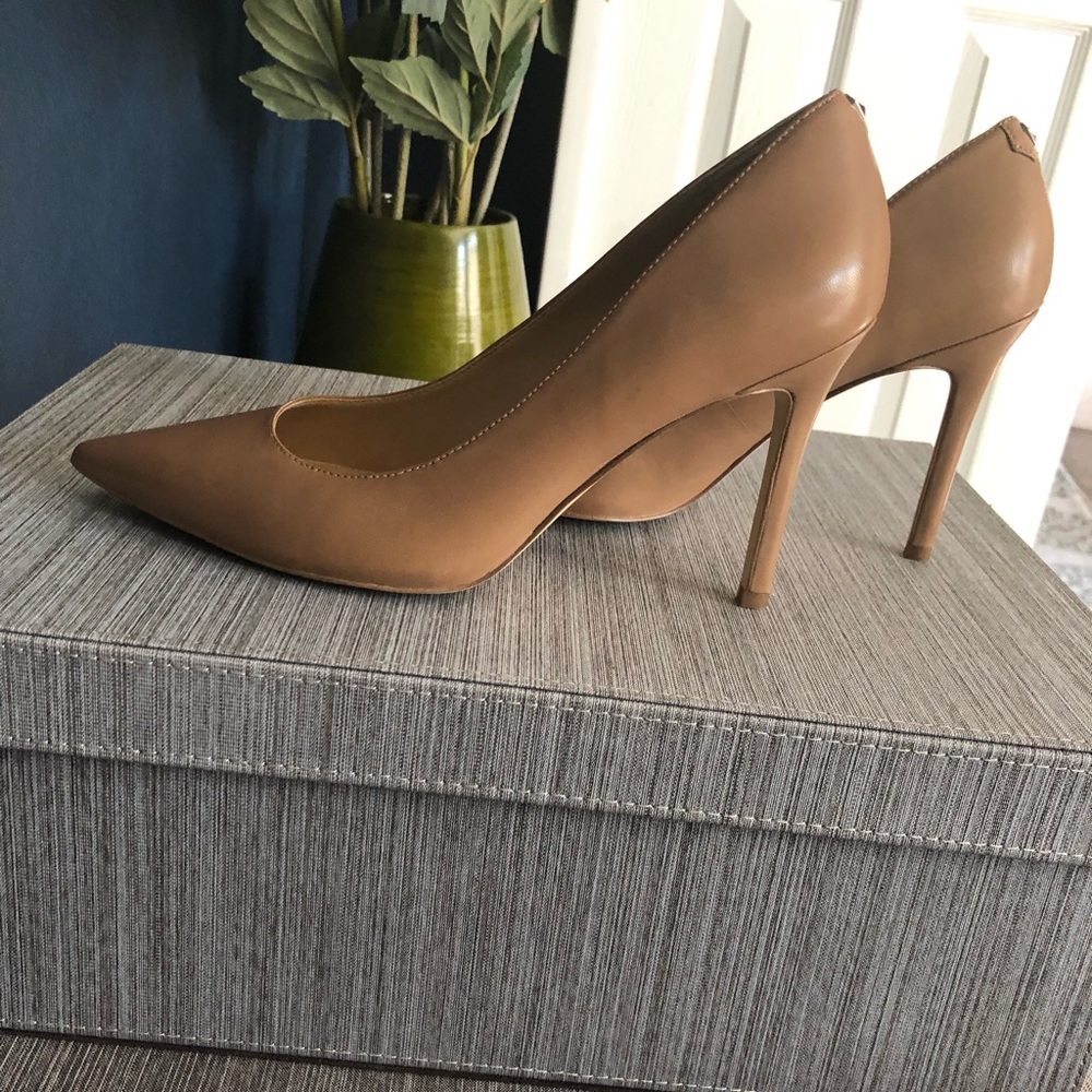 Sam Edelman Hazel Nude Pumps